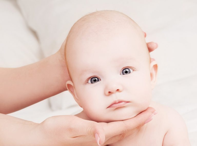 bebeklerde-boyun-egriligi bebeklerde-boyun-egriligi